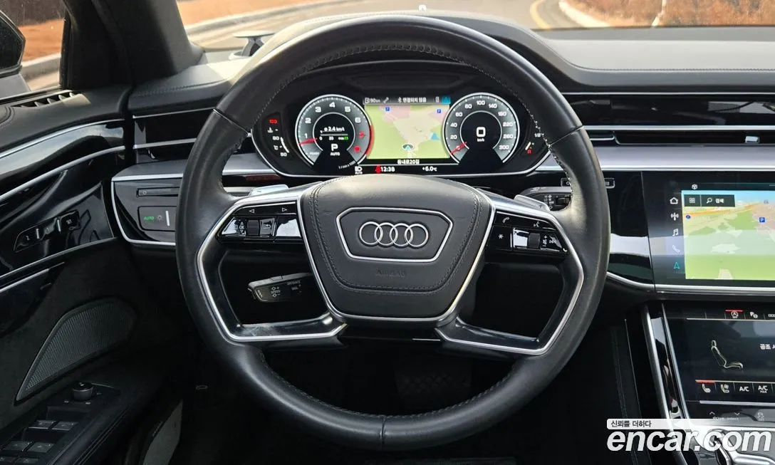 Audi A8 — фото 2