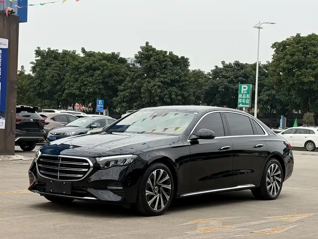 Mercedes-Benz E-Class 2025 из CN, фото 1