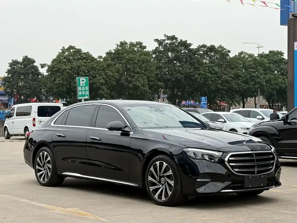 Mercedes-Benz E-Class 2025 из CN, фото 4