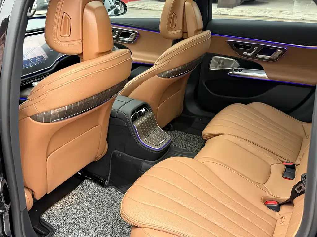 Mercedes-Benz E-Class 2025 из CN, фото 9