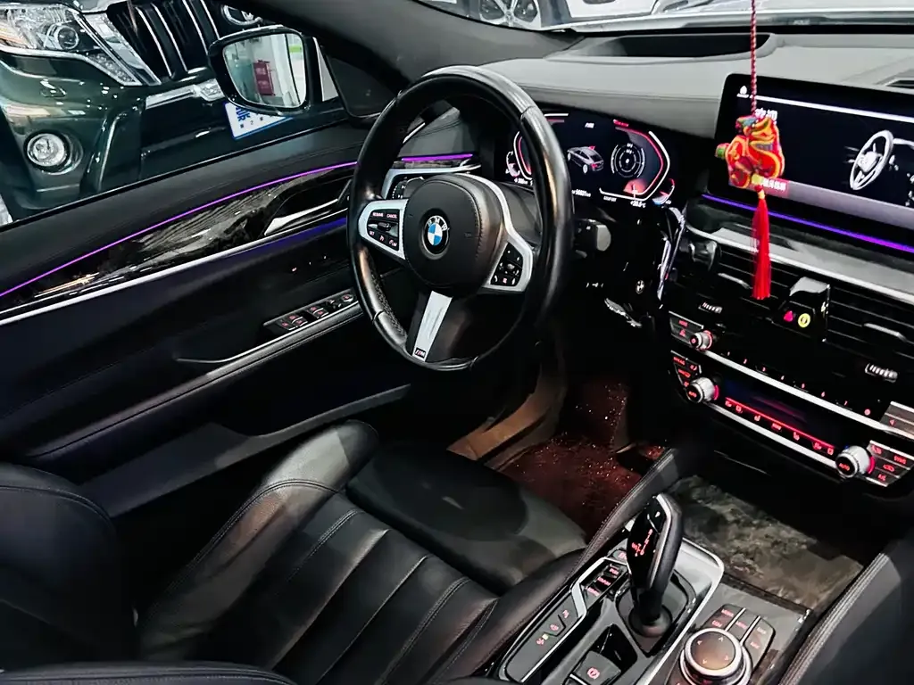 BMW 6 Series GT 2022 из CN, фото 7