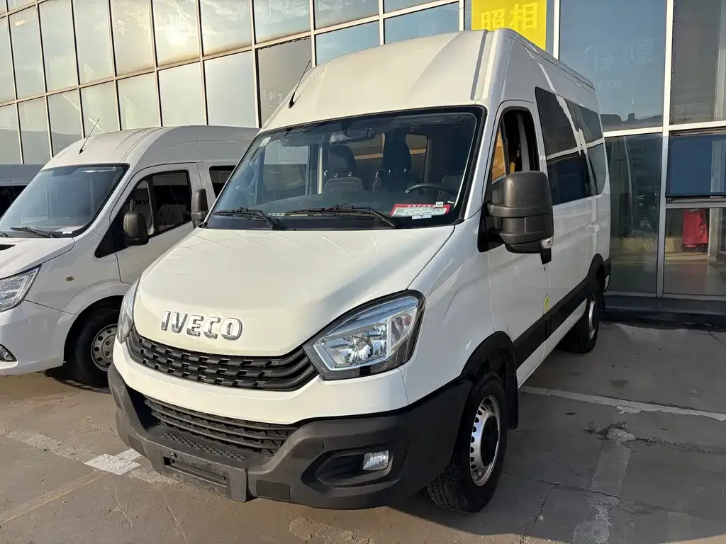 IVECO Ousheng 2022 из CN, фото 1