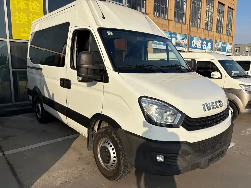 IVECO Ousheng 2022 из CN, фото 6