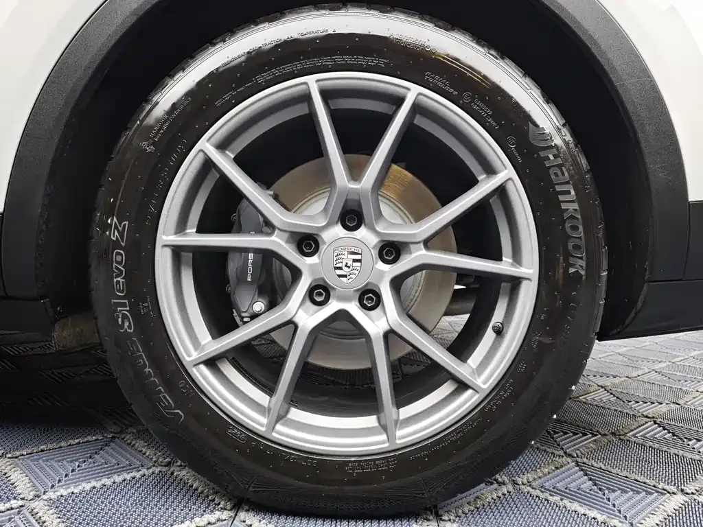 Porsche Cayenne 2025 из CN, фото 8