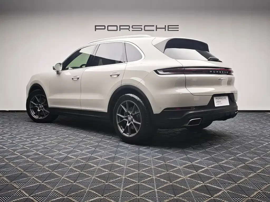 Porsche Cayenne 2025 из CN, фото 9