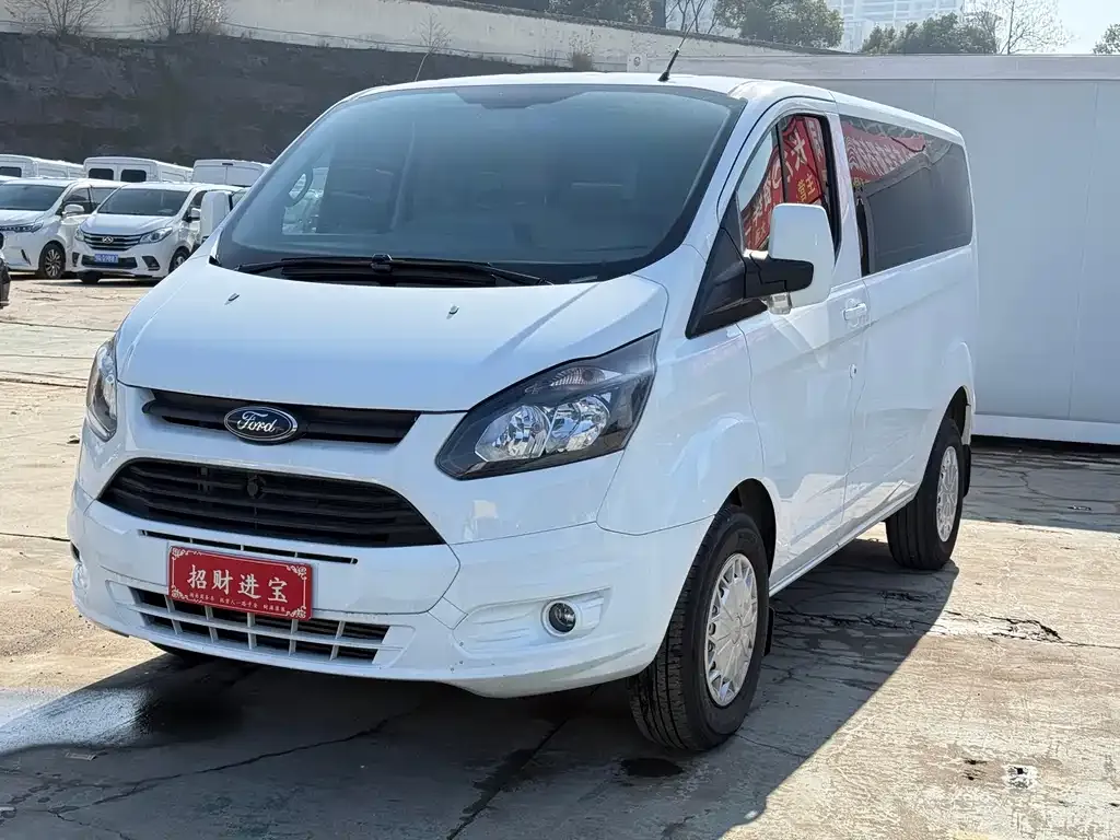 Ford Transit 2022 из CN, фото 1