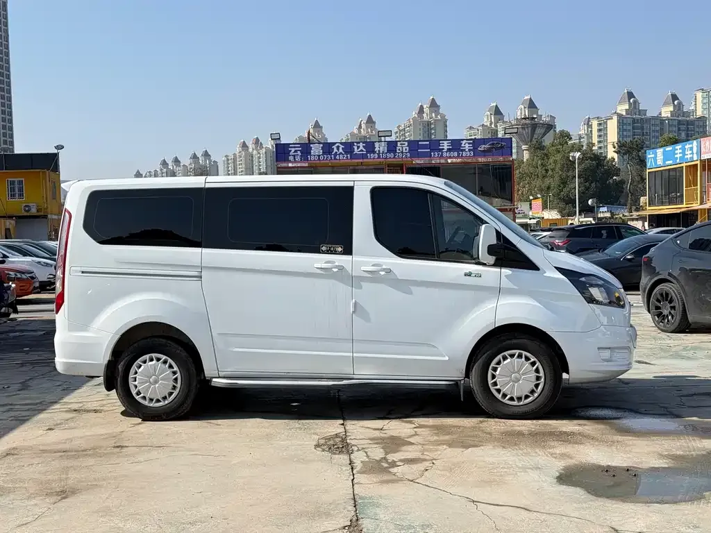Ford Transit 2022 из CN, фото 6