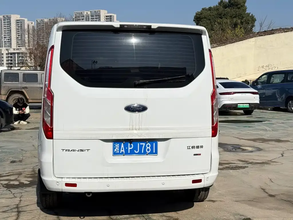 Ford Transit 2022 из CN, фото 7