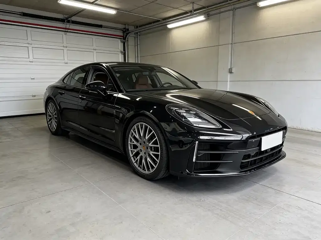 Porsche Panamera 2025 из CN, фото 6