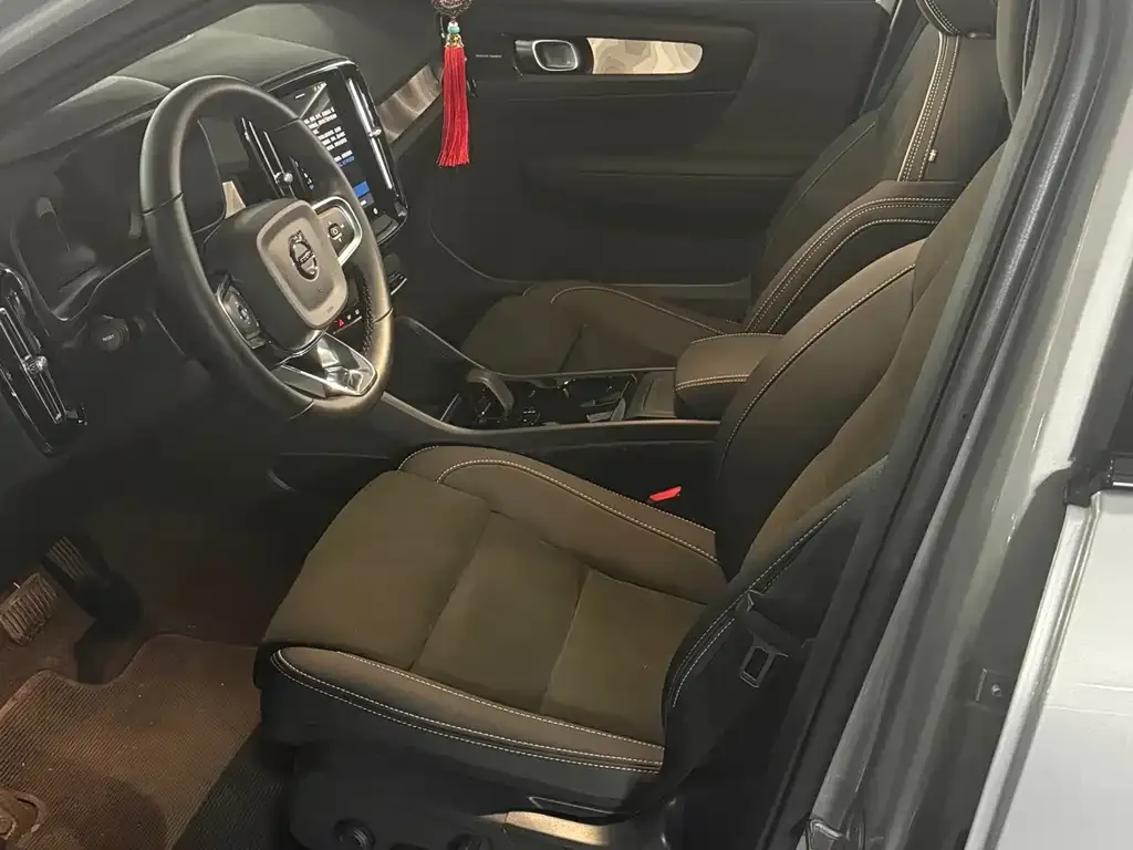 Volvo C40 2023 из CN, фото 5