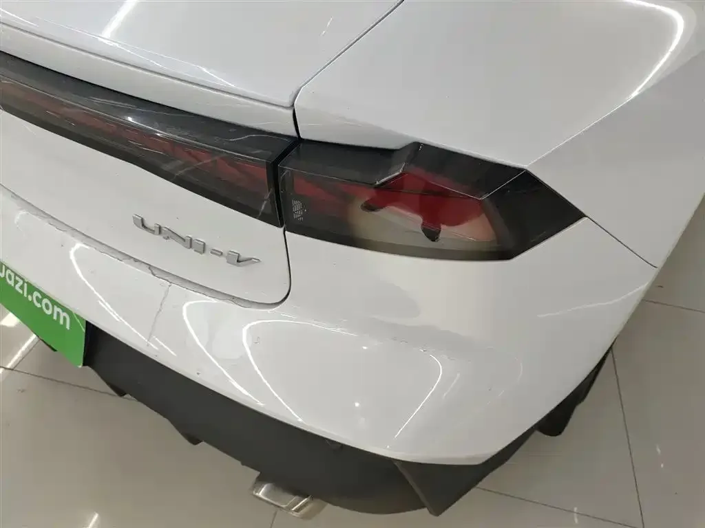 Changan UNI-V 2022 из CN, фото 8