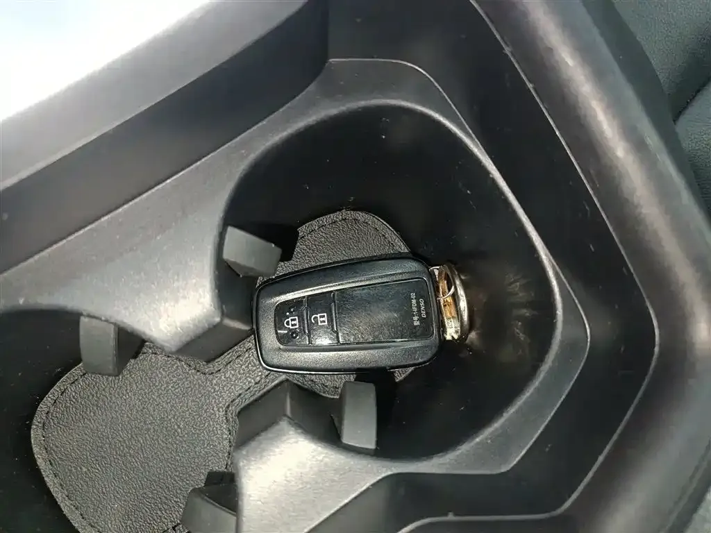 Toyota Wildlander 2021 из CN, фото 9