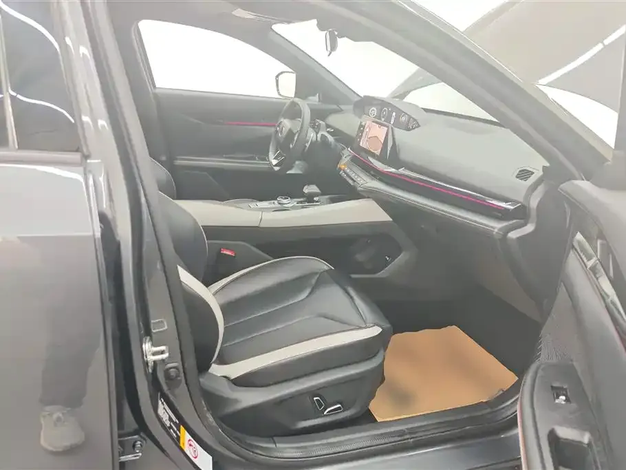 Changan UNI-V 2024 из CN, фото 7