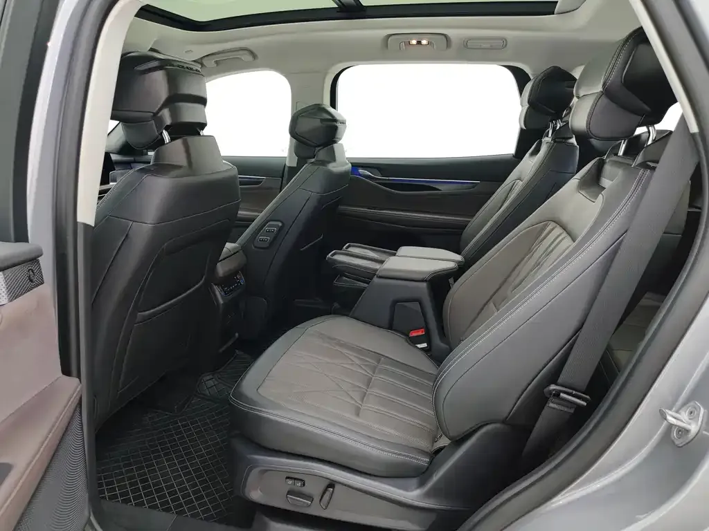 Ford Edge 2024 из CN, фото 8