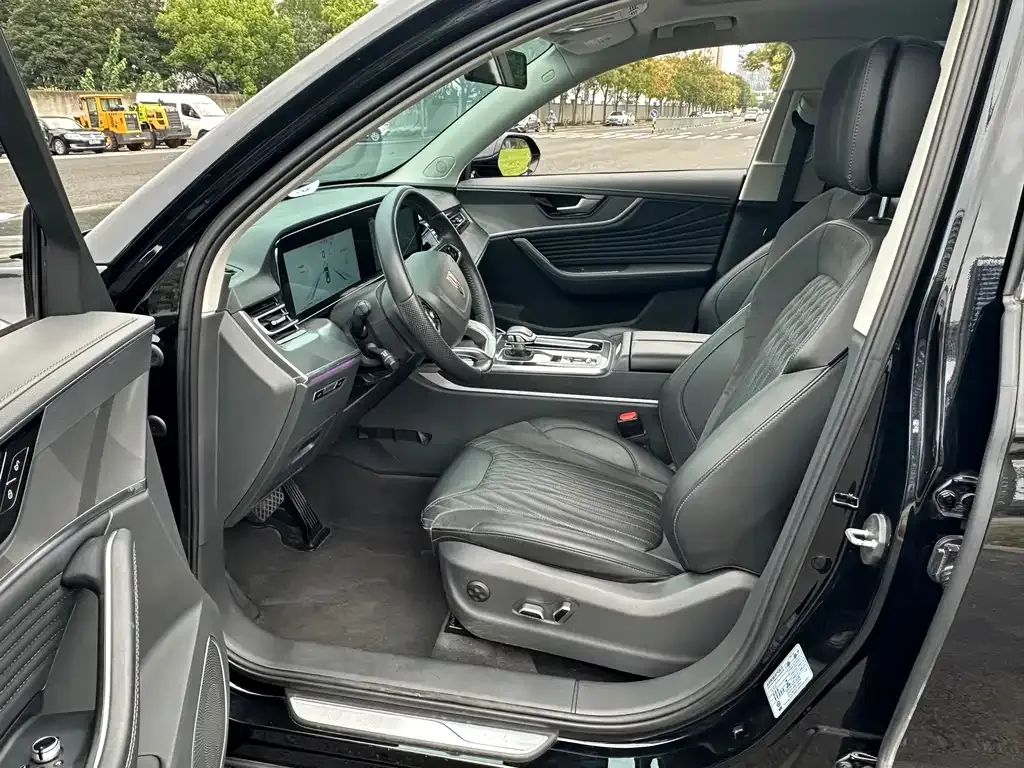 Hongqi HS5 2023 из CN, фото 2
