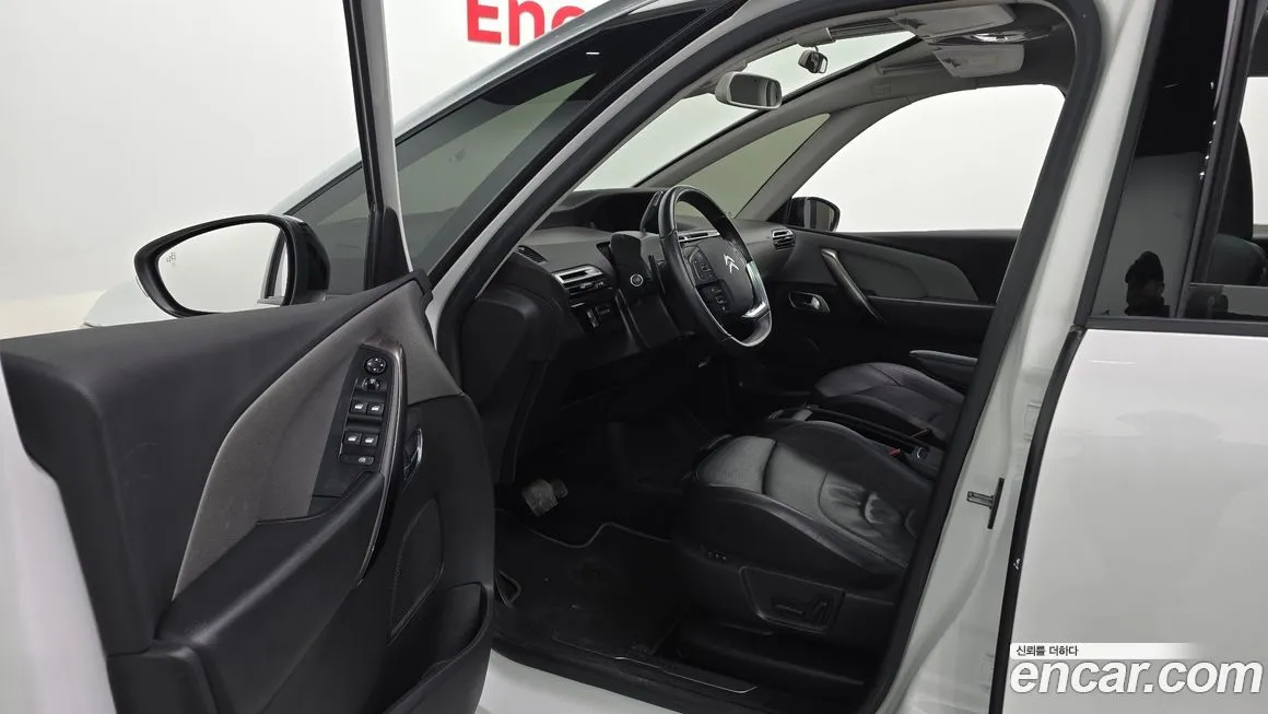 Citroen (DS) C4 SpaceTourer 2021 из KR, фото 8