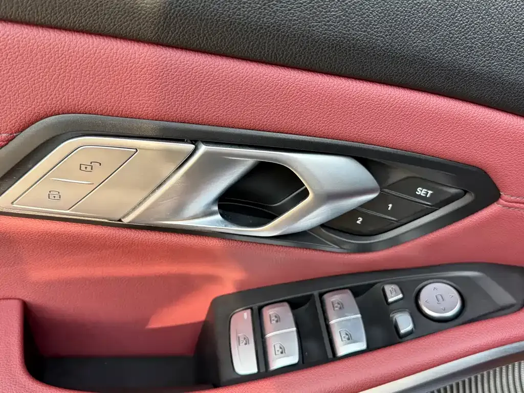 BMW 3 Series 2021 из CN, фото 3