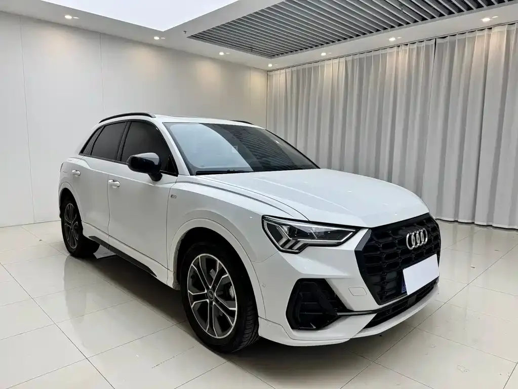 Audi Q3 — фото 5