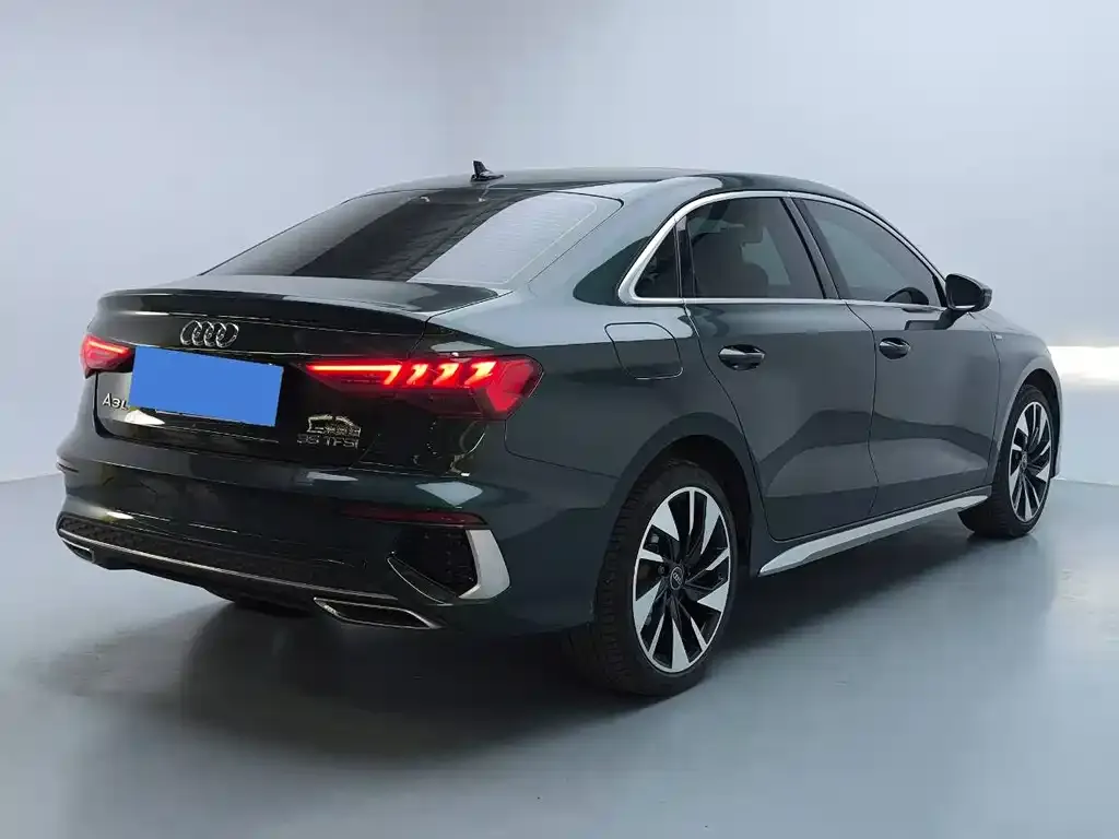 Audi A3 2024 из CN, фото 5