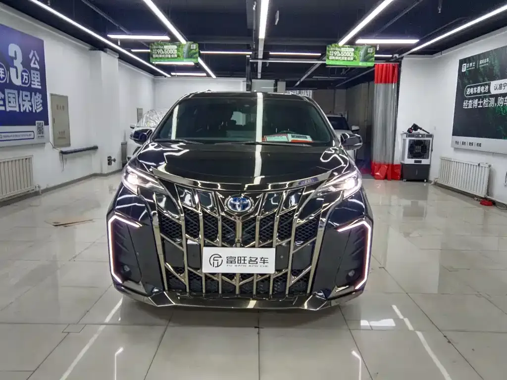 Toyota Sienna 2023 из CN, фото 4