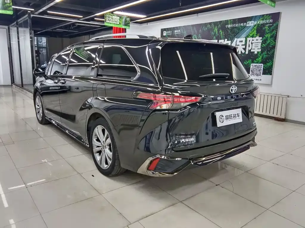 Toyota Sienna 2023 из CN, фото 9