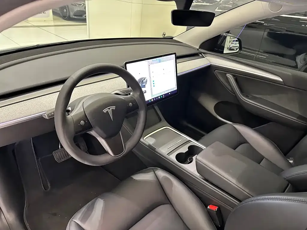 Tesla Model Y 2024 из CN, фото 6