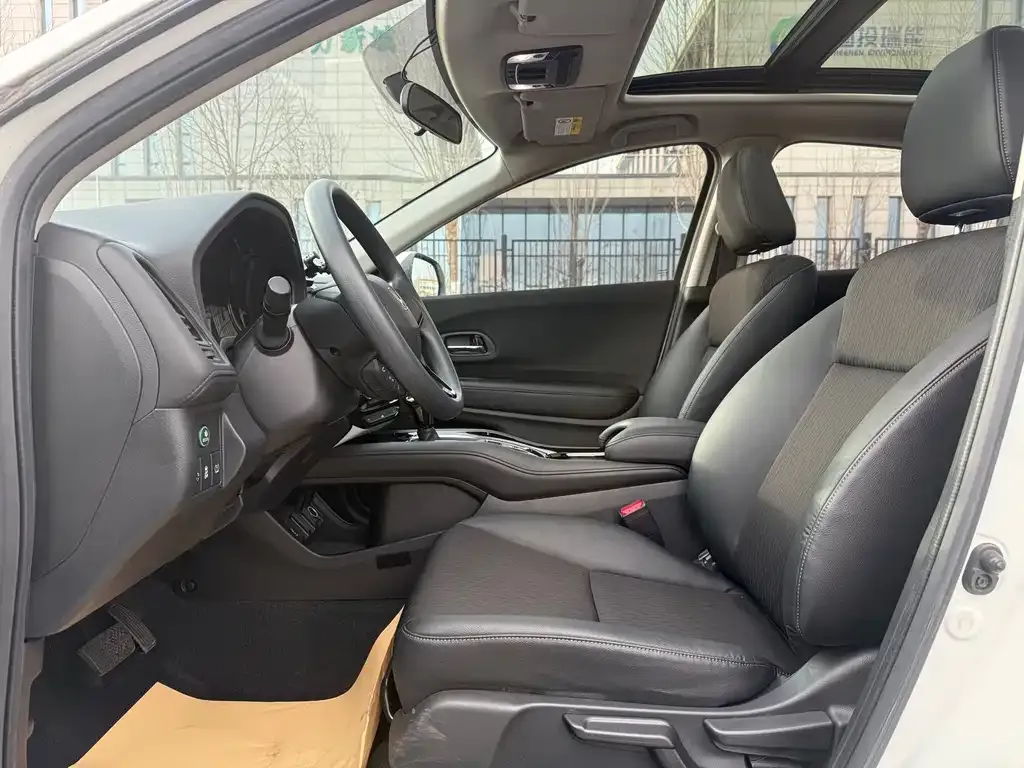 Honda Vezel 2021 из CN, фото 3