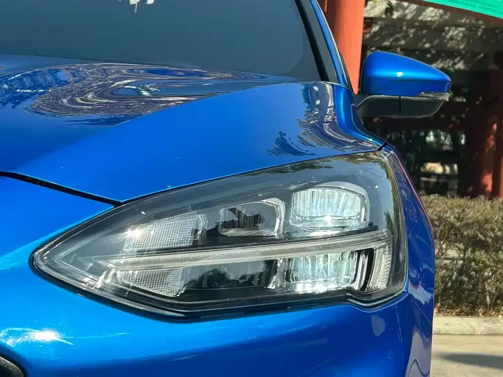 Ford Focus 2022 из CN, фото 2