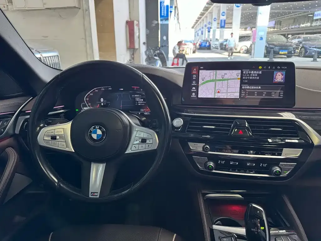 BMW 5 Series 2022 из CN, фото 4