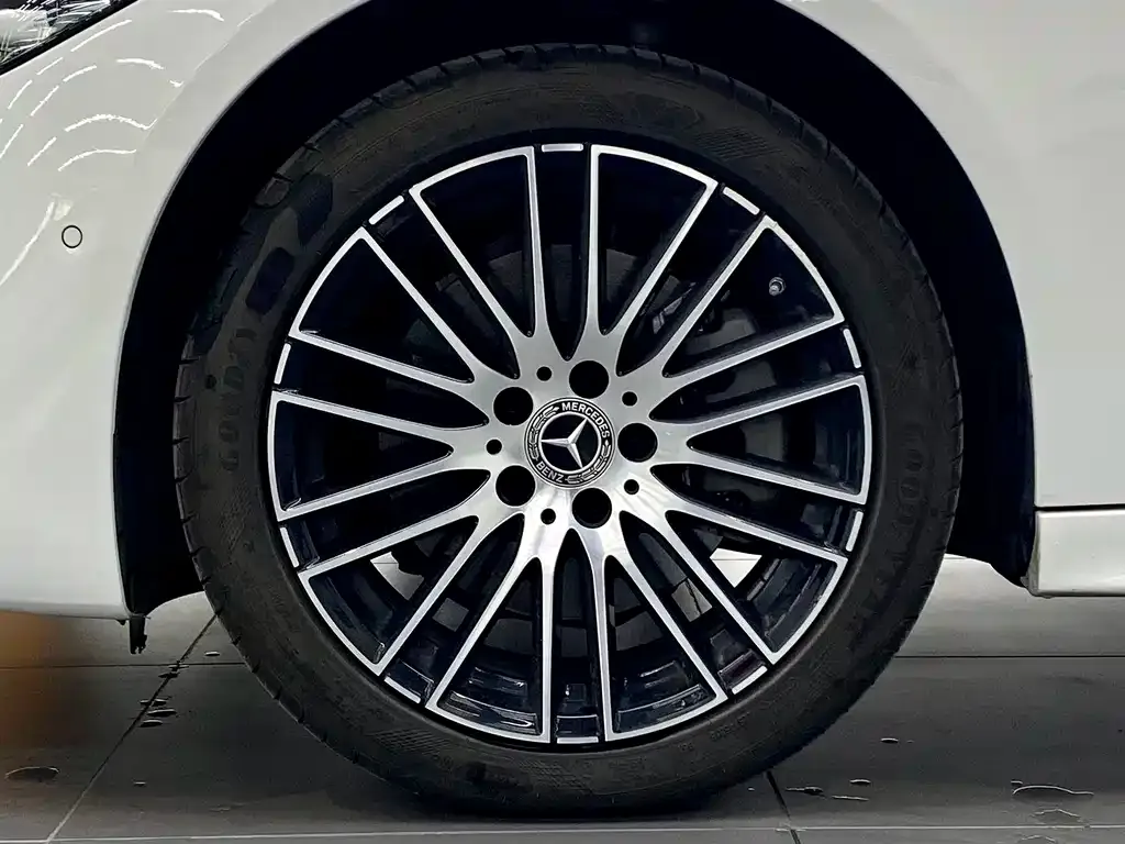 Mercedes-Benz C-Class 2024 из CN, фото 6
