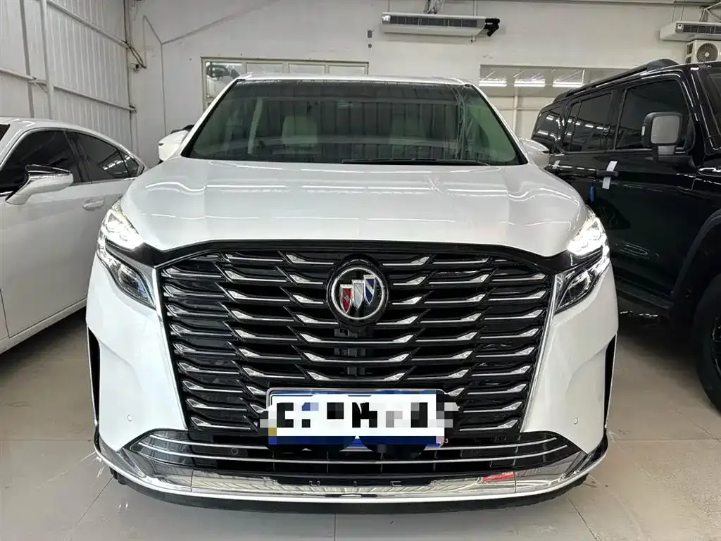 Buick GL8 2023 из CN, фото 7