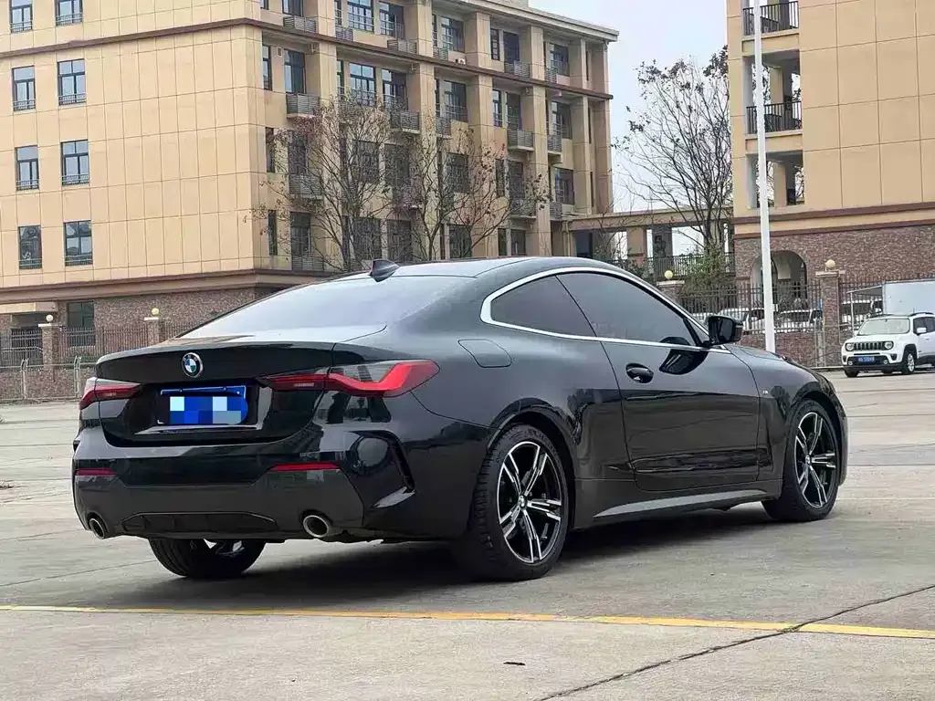 BMW 4 Series 2023 из CN, фото 5