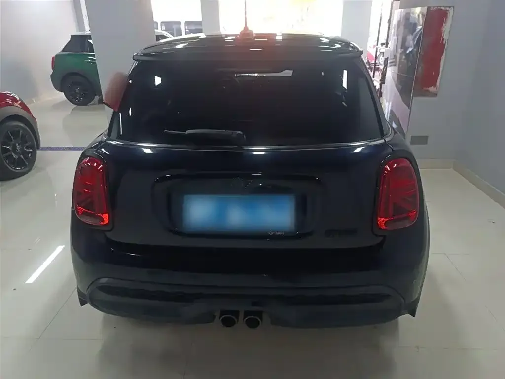 MINI Cooper (3-door) 2024 из CN, фото 2