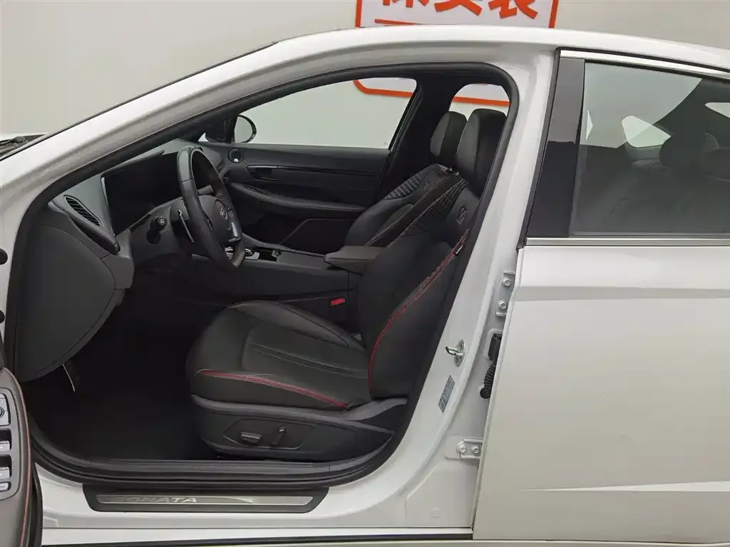 Hyundai Sonata 2023 из CN, фото 10