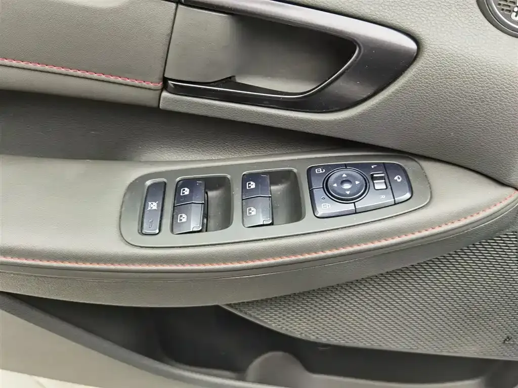 Hyundai Sonata 2023 из CN, фото 9