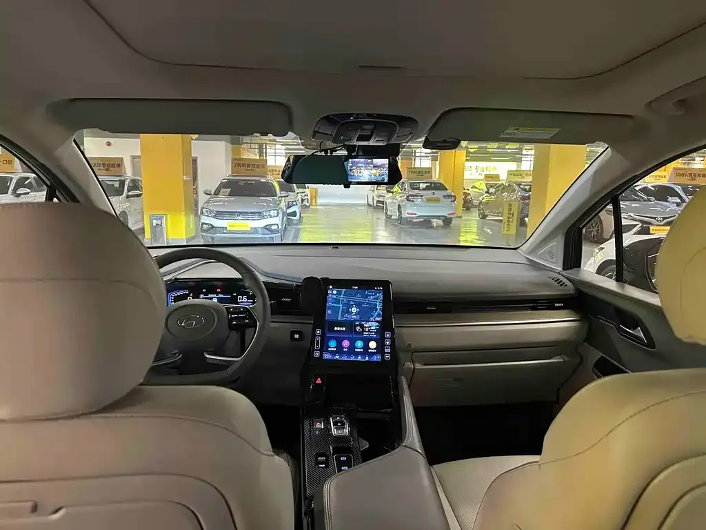 Hyundai Custo 2022 из CN, фото 2