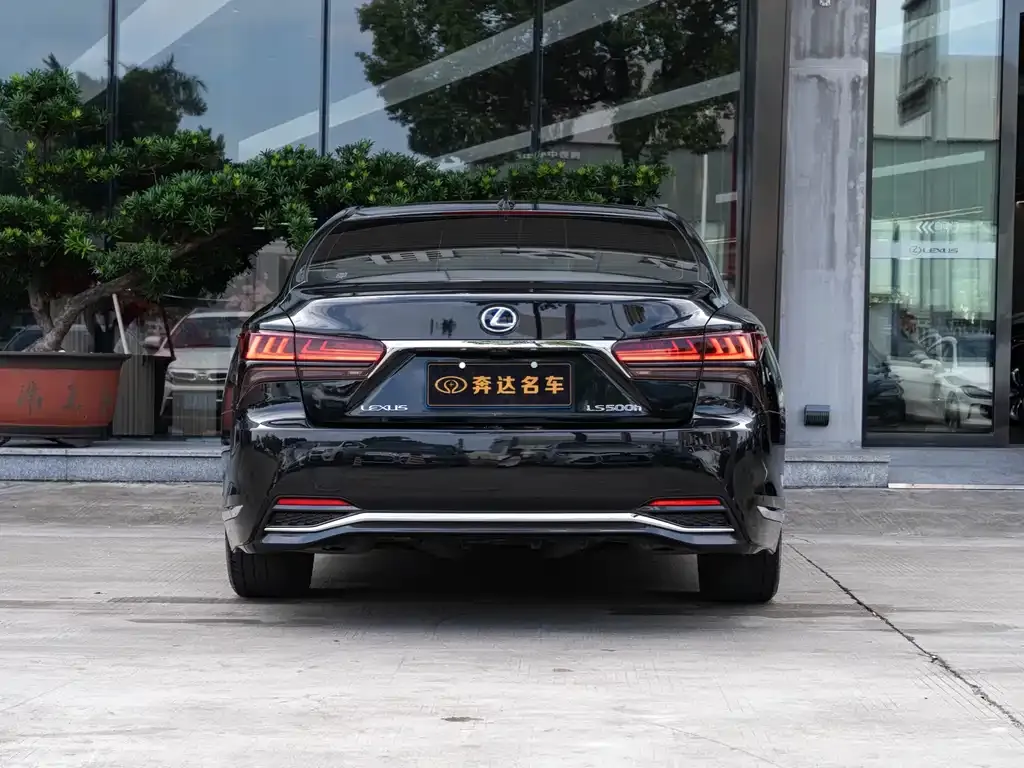 Lexus LS 2022 из CN, фото 3