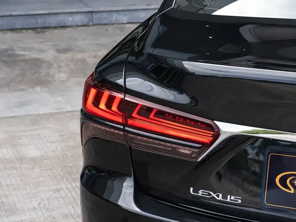 Lexus LS 2022 из CN, фото 8
