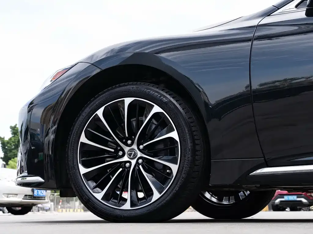 Lexus LS 2022 из CN, фото 9