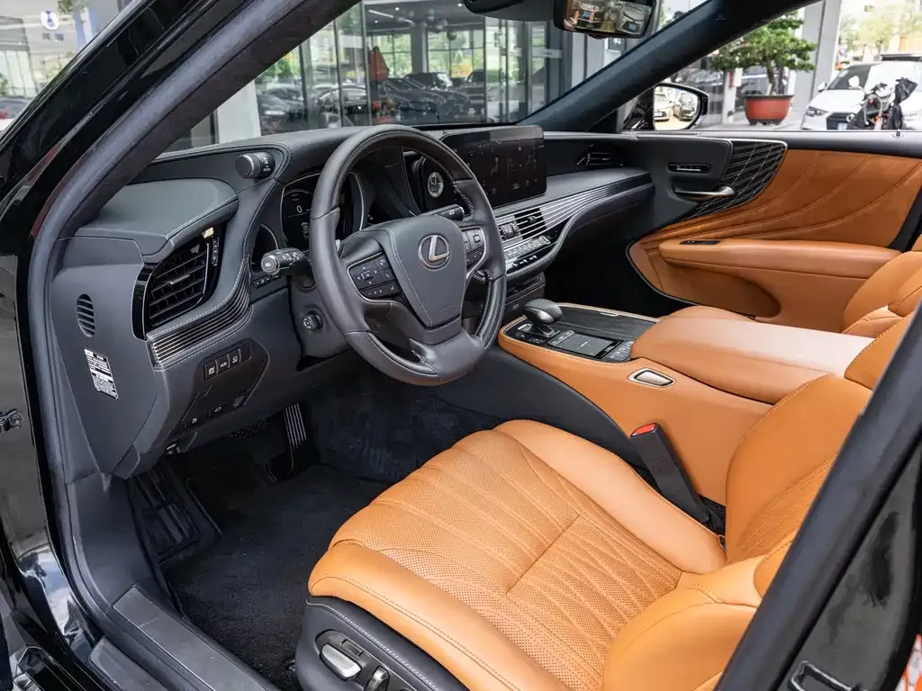 Lexus LS 2022 из CN, фото 7