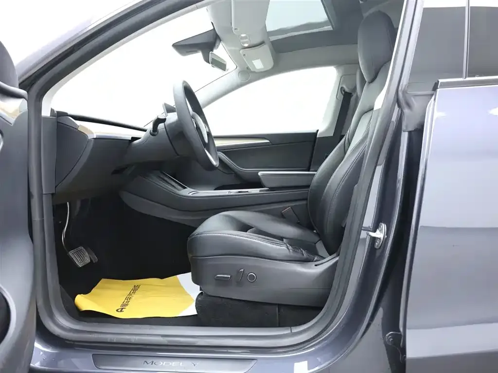 Tesla Model Y 2022 из CN, фото 10