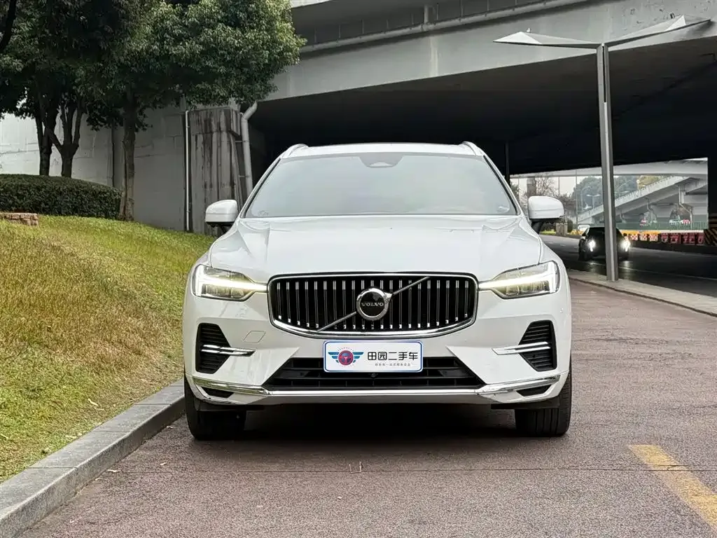 Volvo XC60 2022 из CN, фото 5