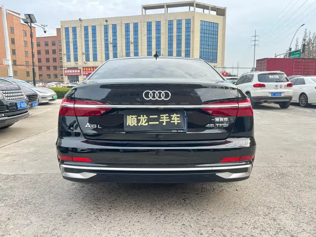 Audi A6L 2022 из CN, фото 3