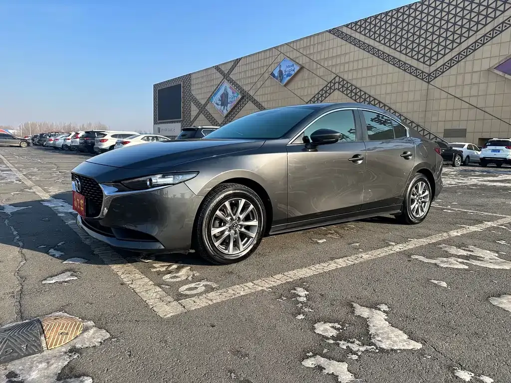 Mazda 3 Axela 2021 из CN, фото 1