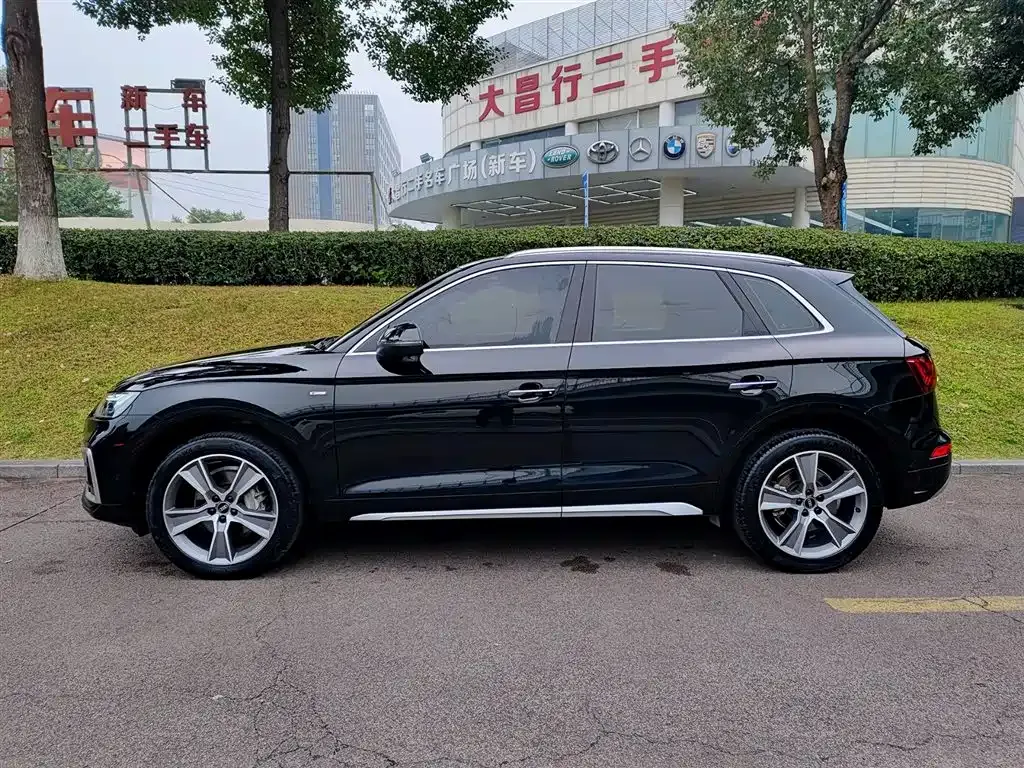 Audi Q5L 2022 из CN, фото 10