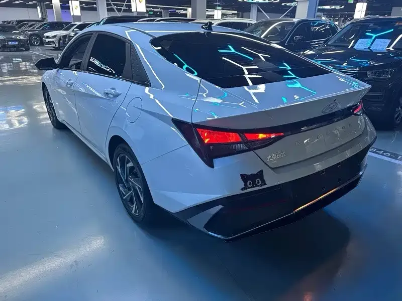 Hyundai Elantra 2025 из CN, фото 7