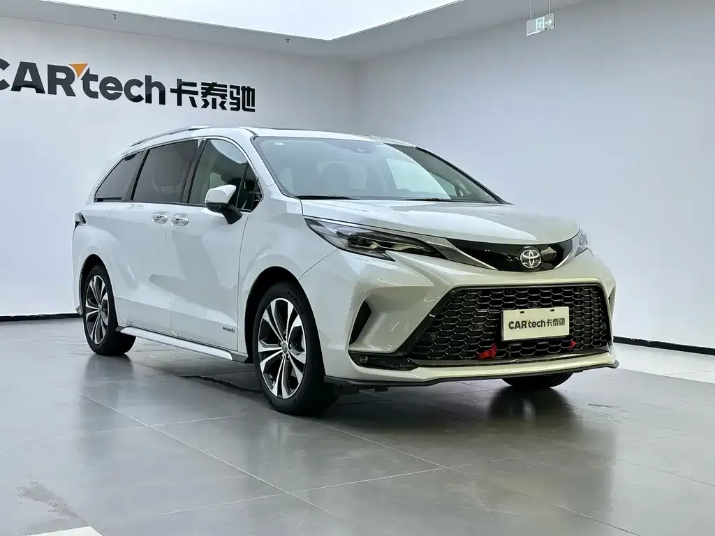 Toyota Granvia 2024 из CN, фото 7
