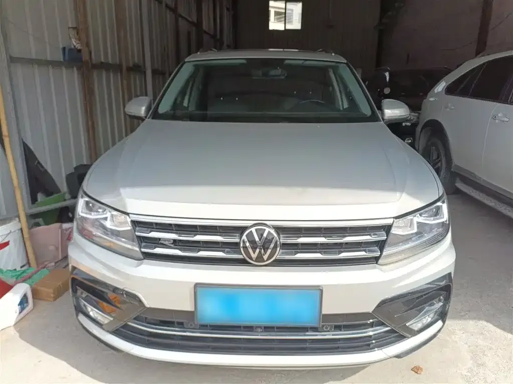Volkswagen Tiguan L 2021 из CN, фото 3