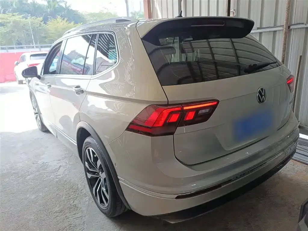 Volkswagen Tiguan L 2021 из CN, фото 5