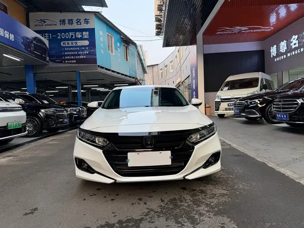 Honda Accord — фото 5